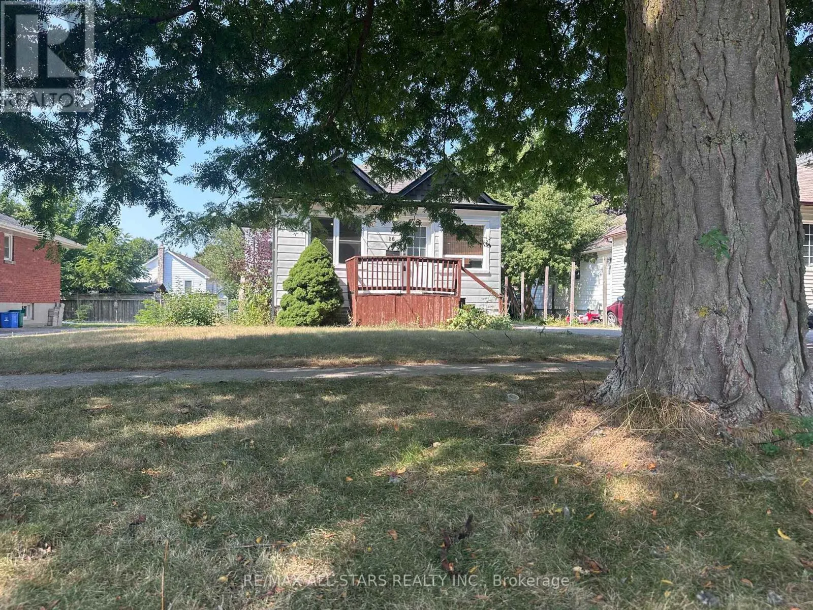 86 CROMWELL AVENUE