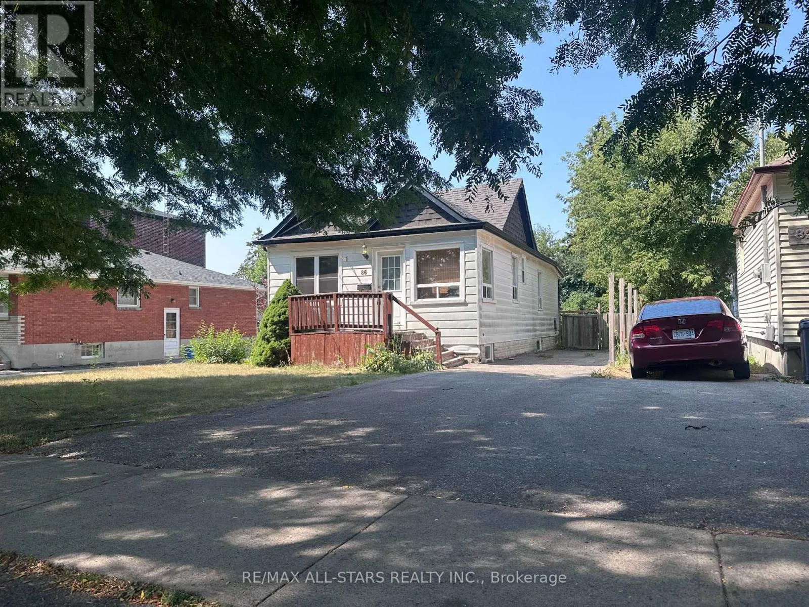 86 CROMWELL AVENUE