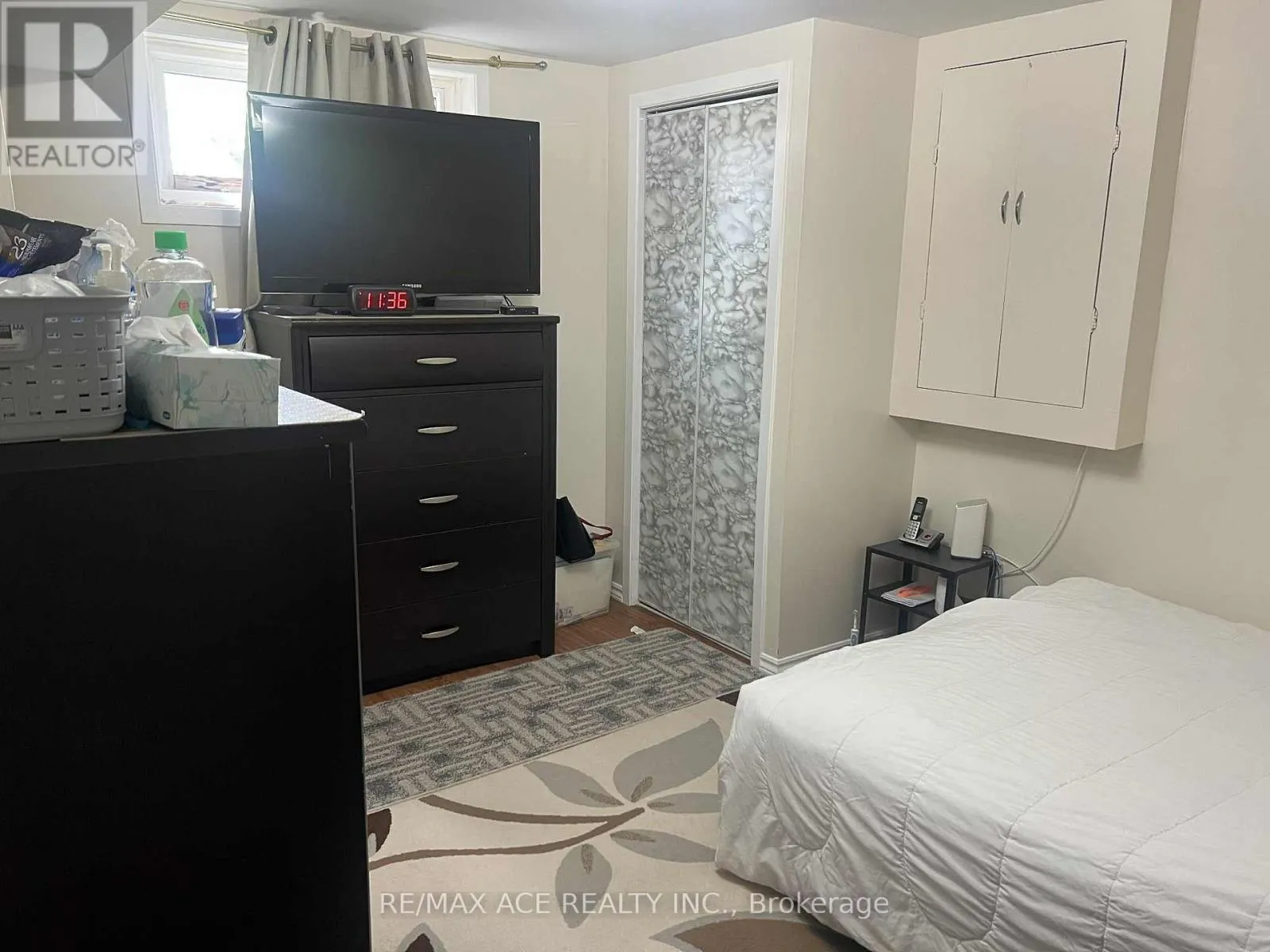 33 CROW TRAIL