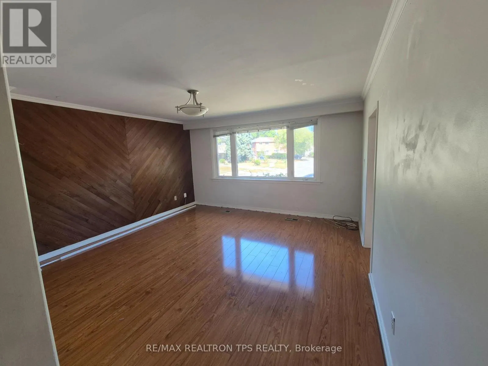 90 CELESTE DRIVE