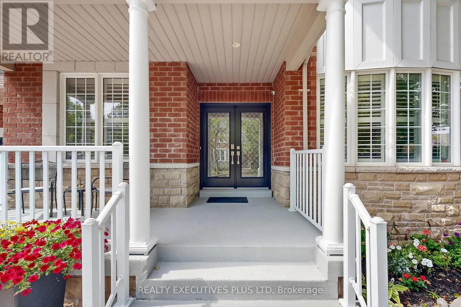 29 WESTON CRESCENT