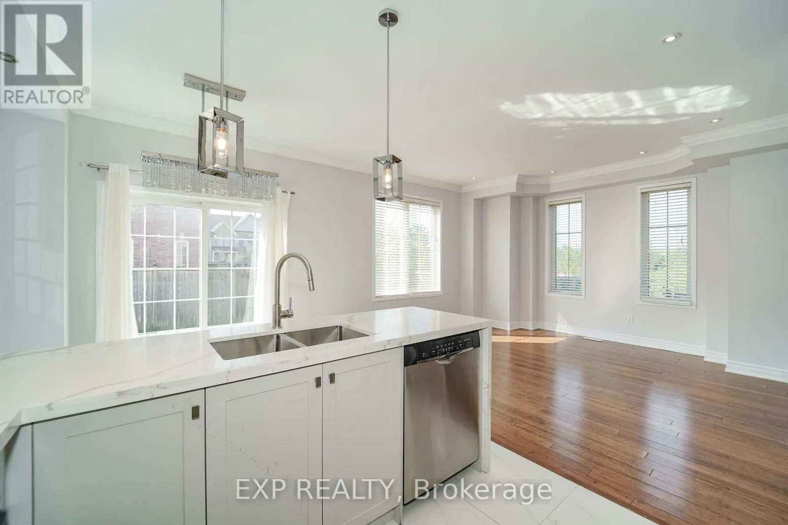 47 WESTRAY CRESCENT