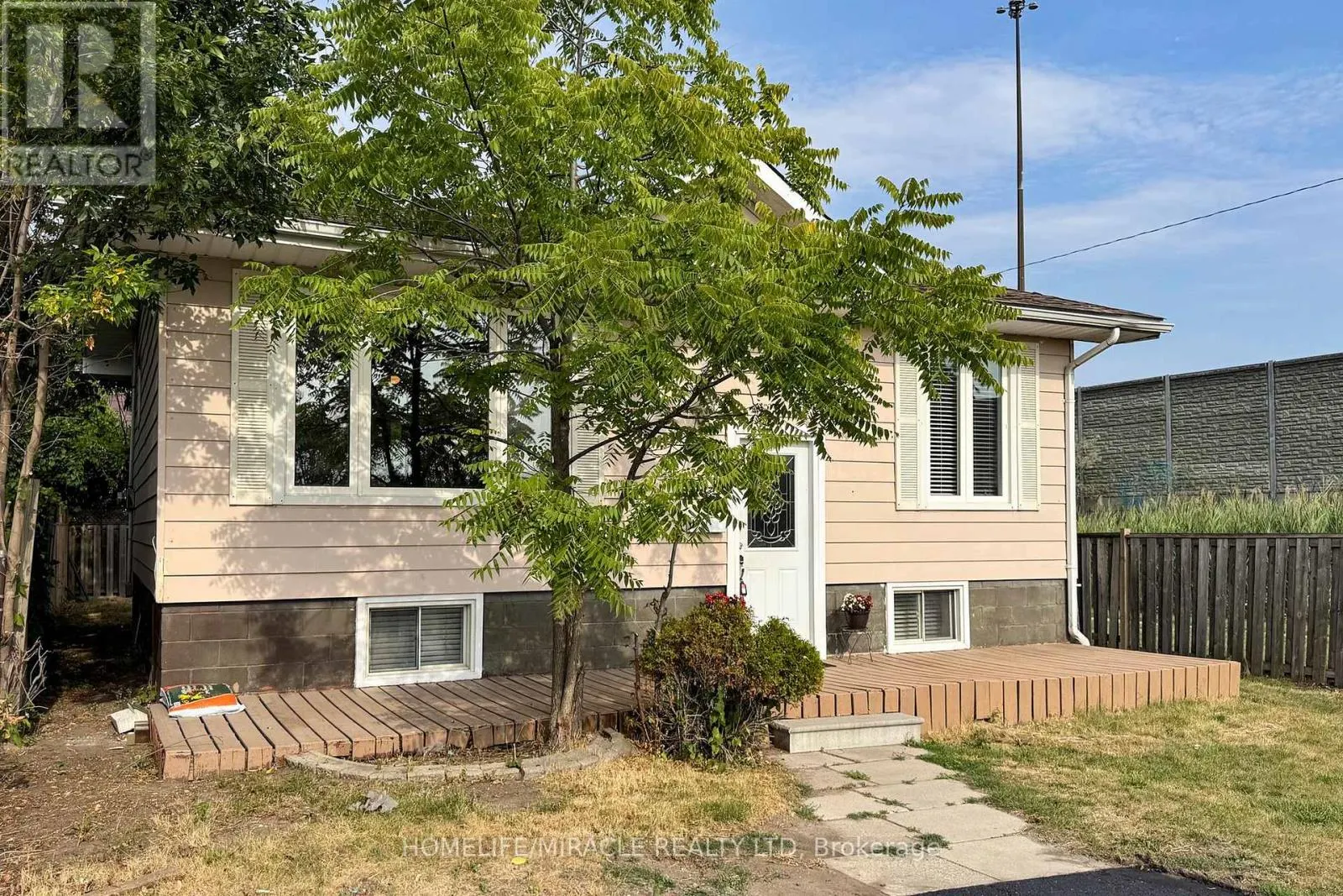 1 TUDOR AVENUE