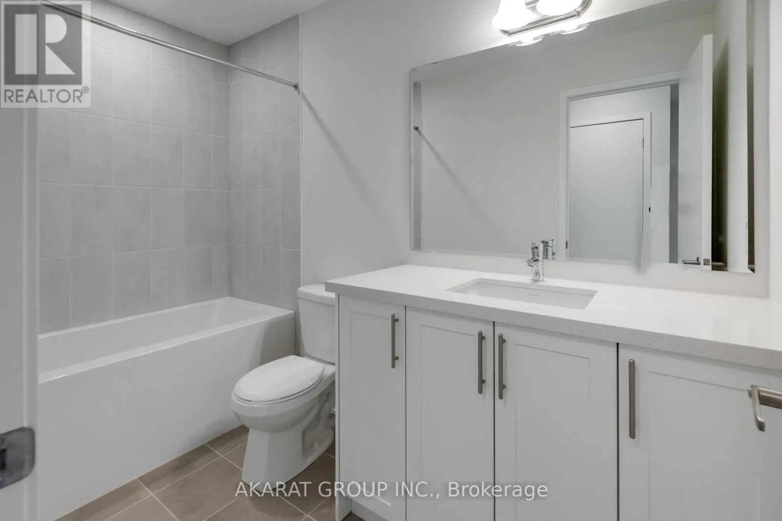 1429 BRADENTON PATH