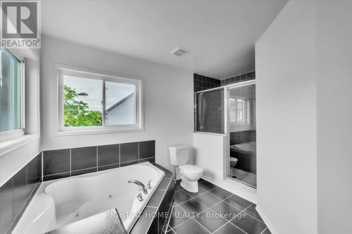 18 MCQUEEN CRESCENT
