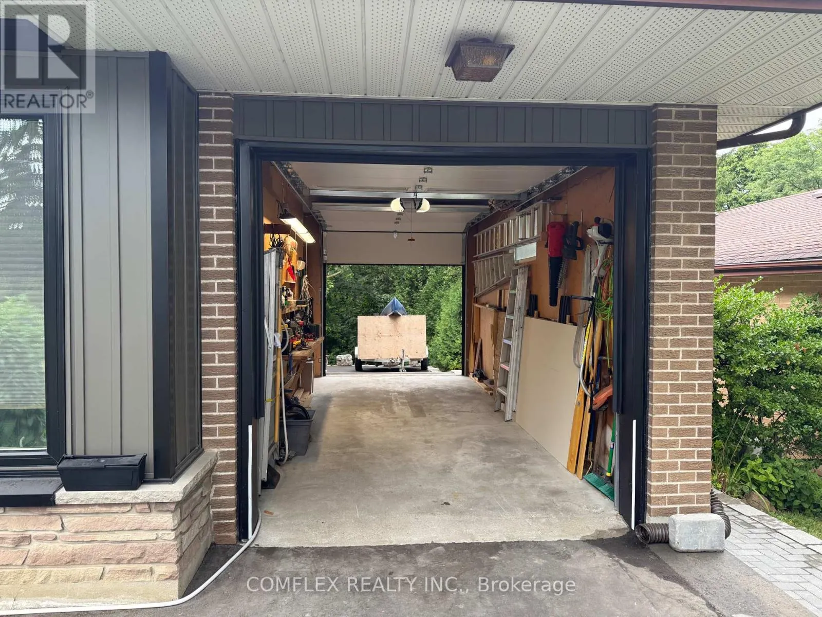 452 JULIANA DRIVE