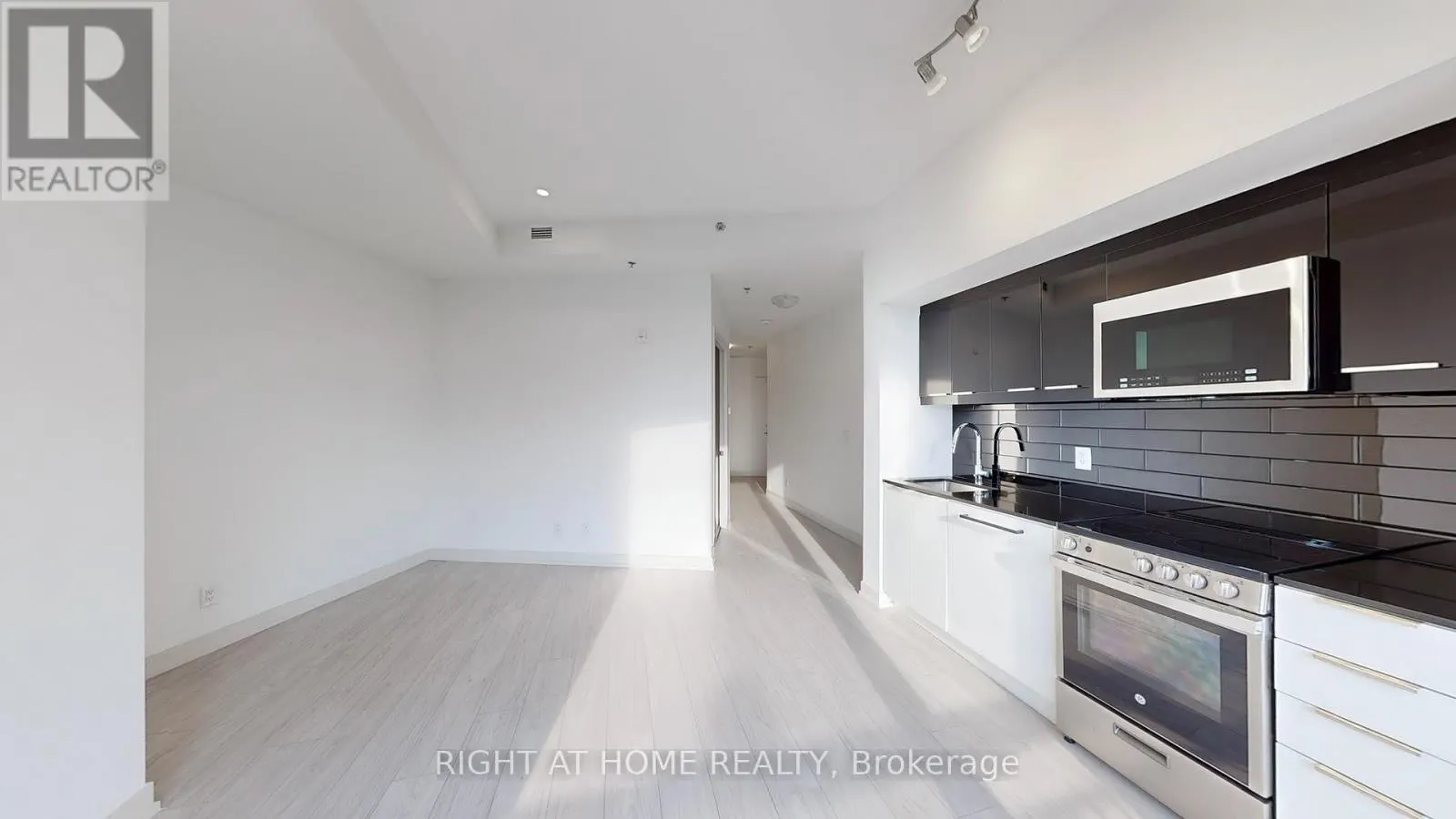 526 - 90 GLEN EVEREST ROAD