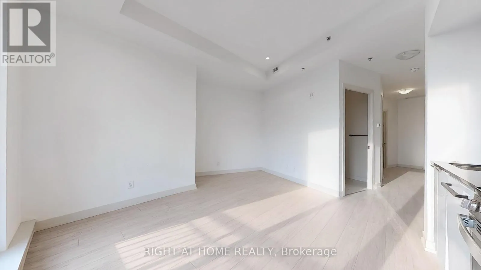 526 - 90 GLEN EVEREST ROAD