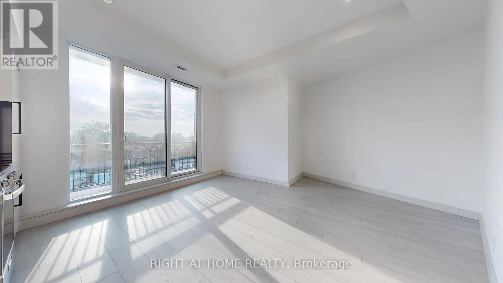 526 - 90 GLEN EVEREST ROAD