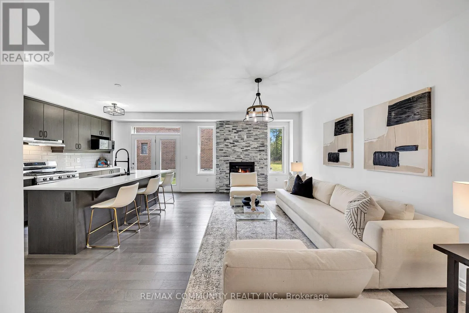 2979 HEARTWOOD LANE