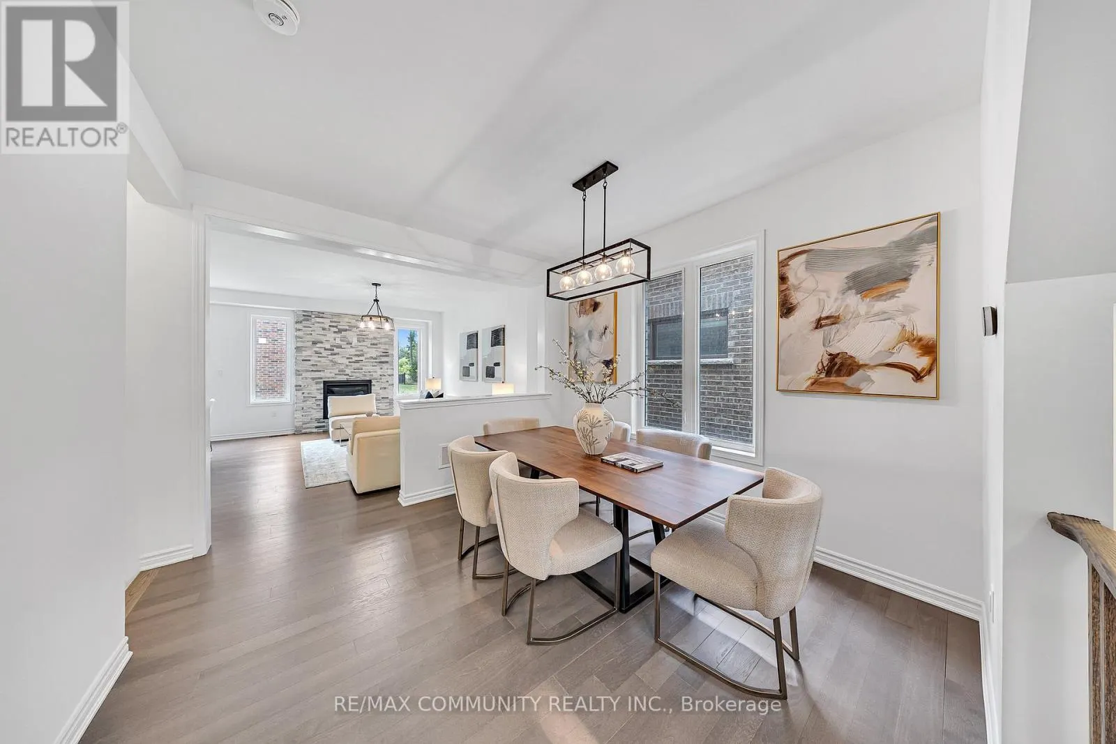 2979 HEARTWOOD LANE