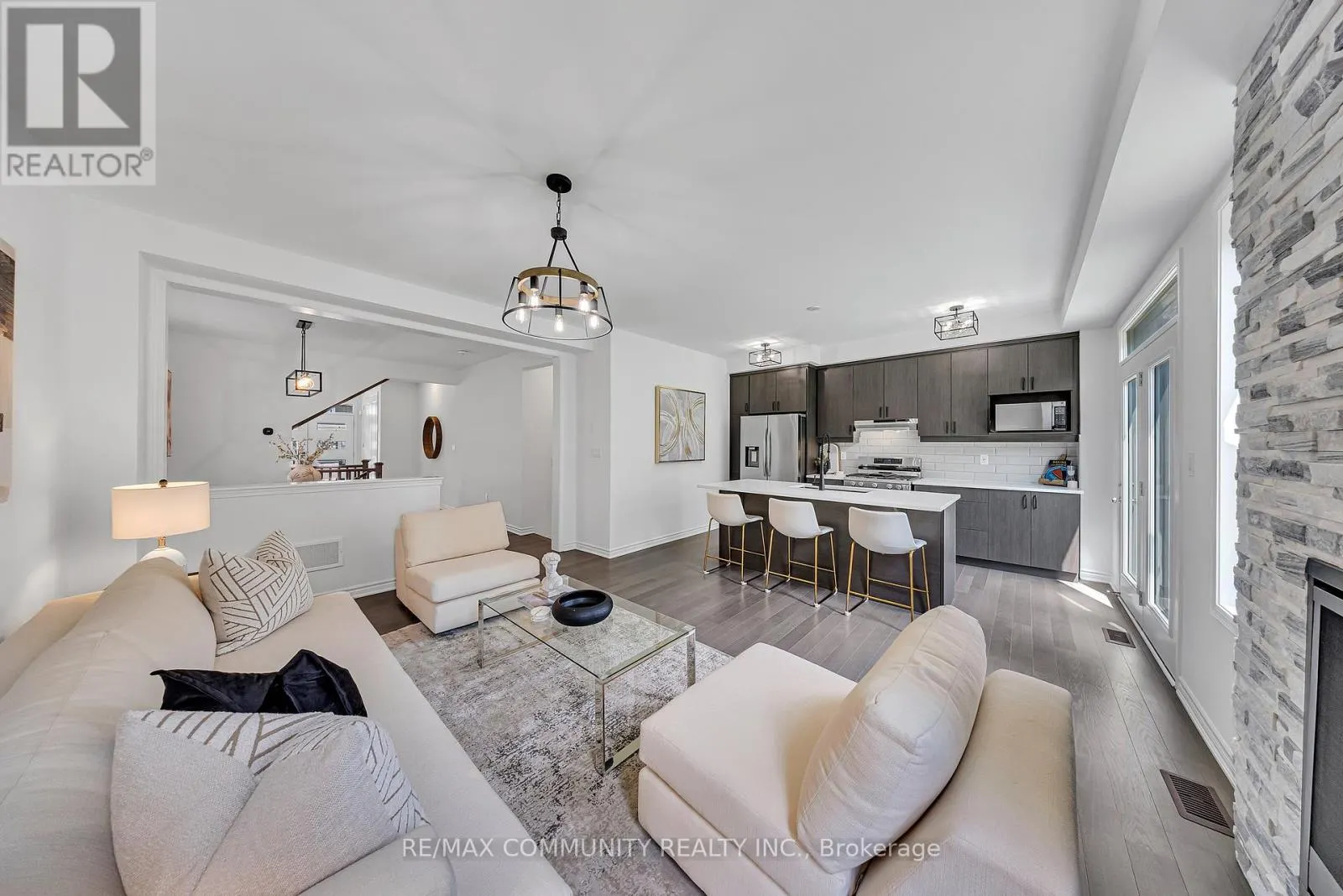 2979 HEARTWOOD LANE