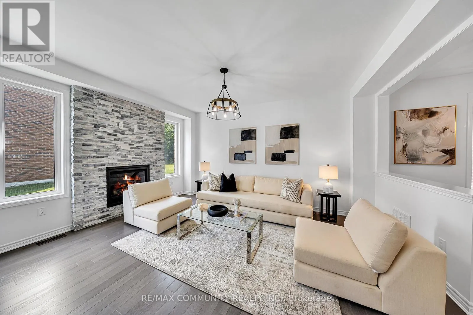 2979 HEARTWOOD LANE