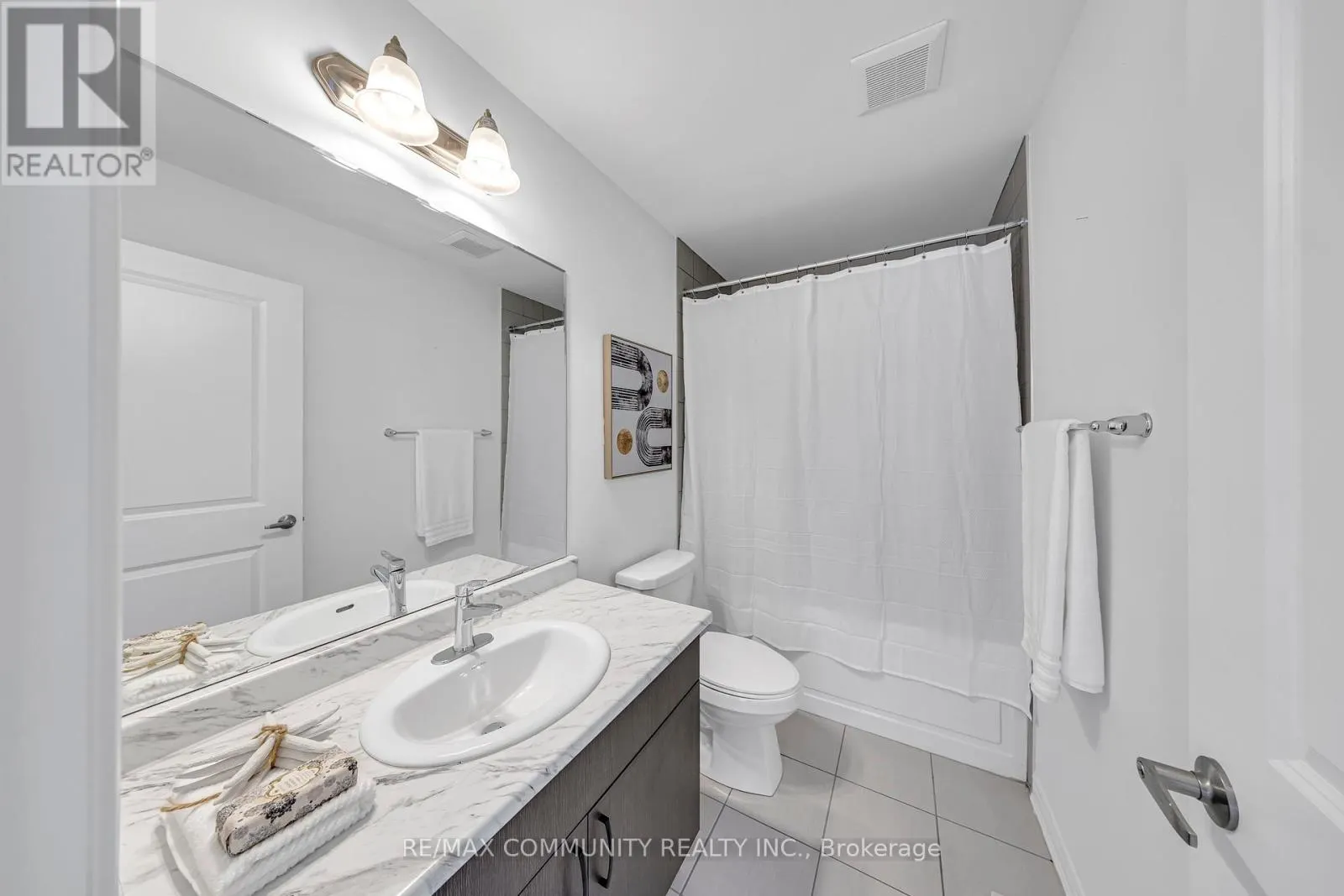 2979 HEARTWOOD LANE