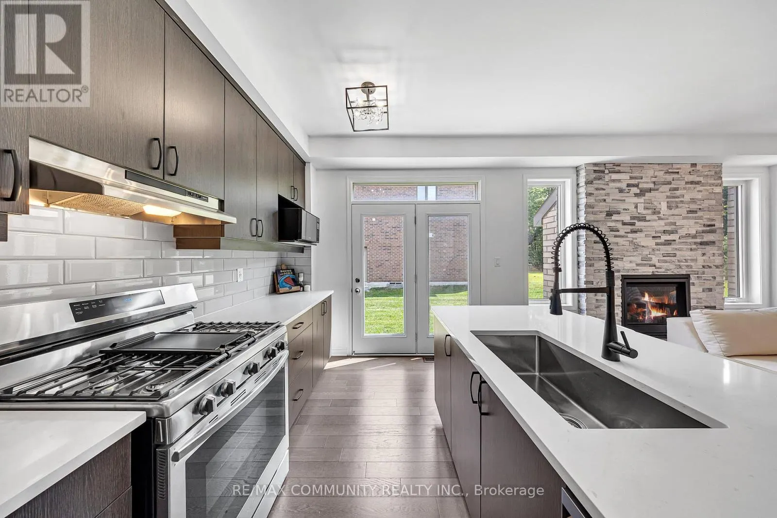 2979 HEARTWOOD LANE