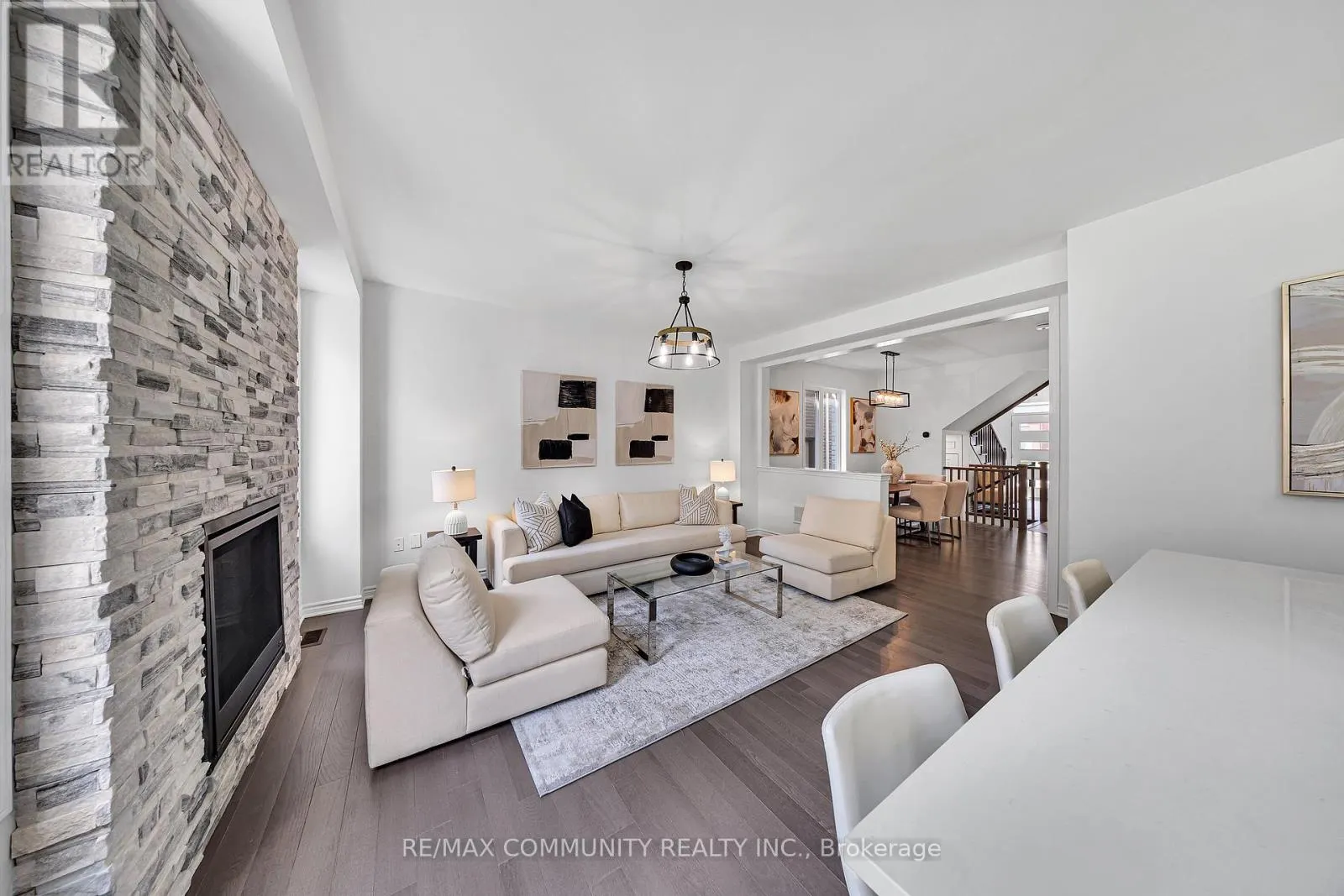 2979 HEARTWOOD LANE