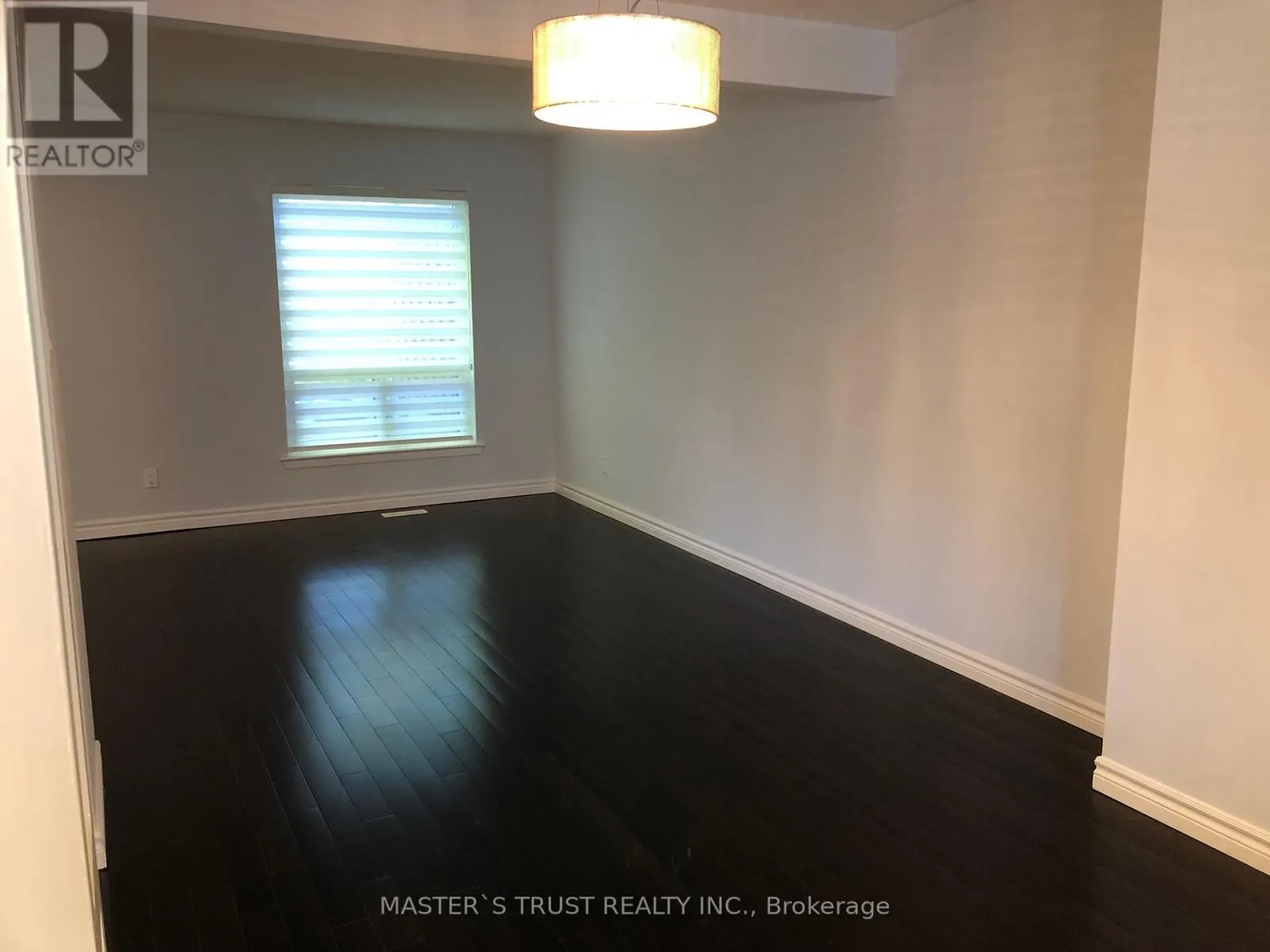 735 MILITARY TRAIL