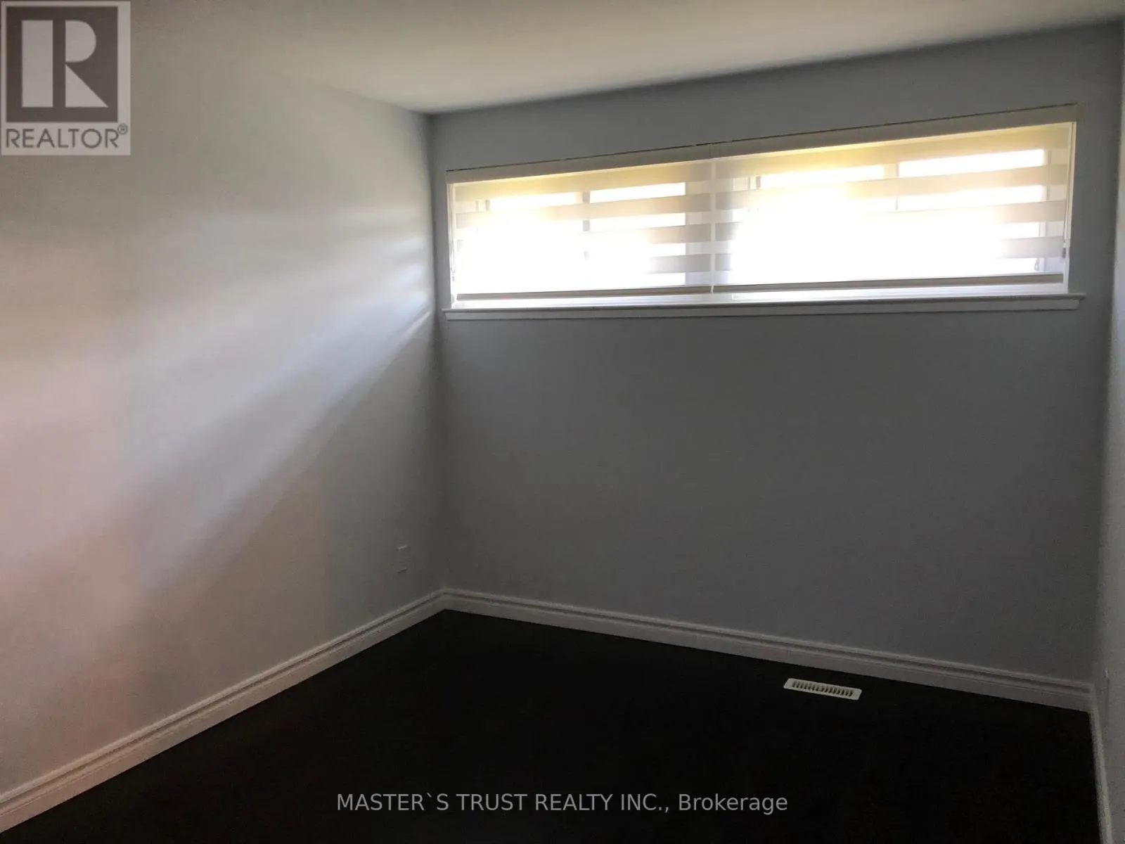 735 MILITARY TRAIL