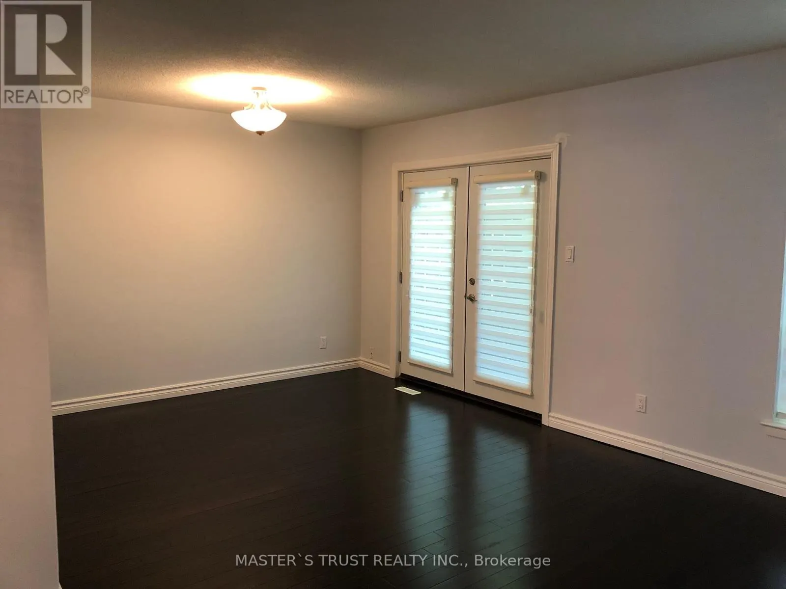 735 MILITARY TRAIL