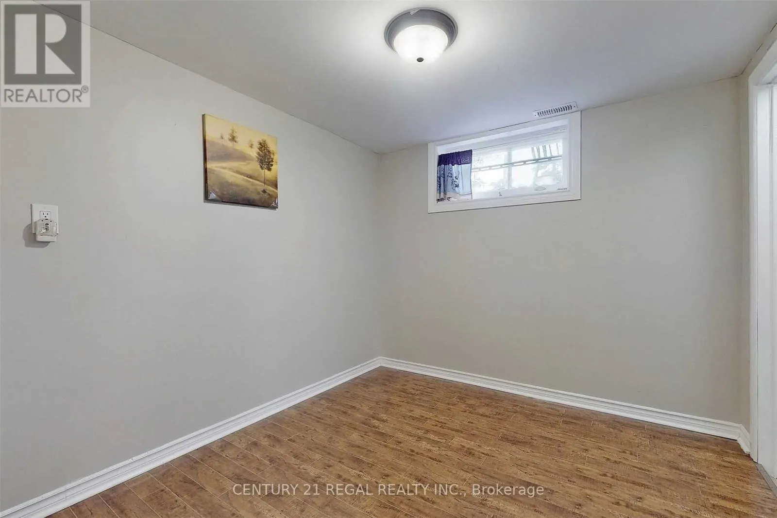 LOWER - 5 STEVENVALE DRIVE
