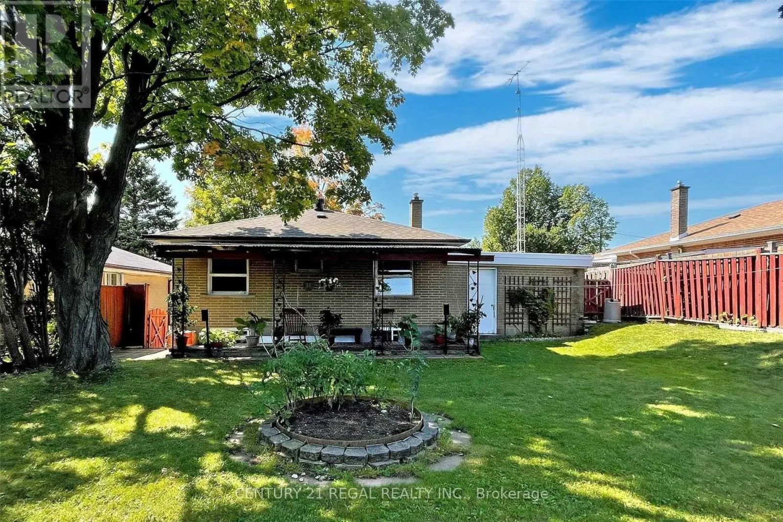 LOWER - 5 STEVENVALE DRIVE