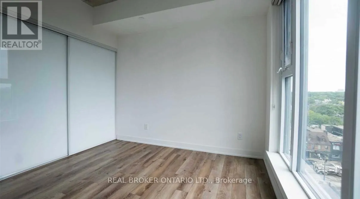 1003 - 30 BASEBALL PLACE