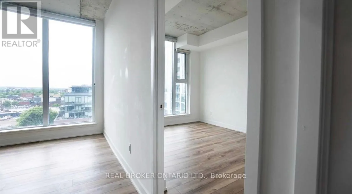 1003 - 30 BASEBALL PLACE