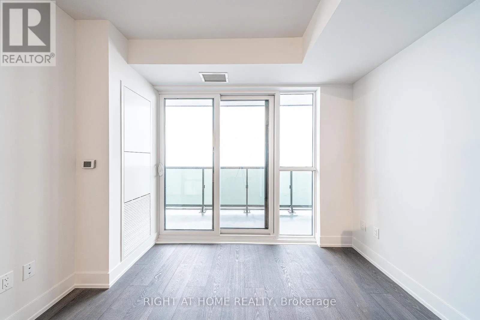 2015 - 2550 SIMCOE STREET N
