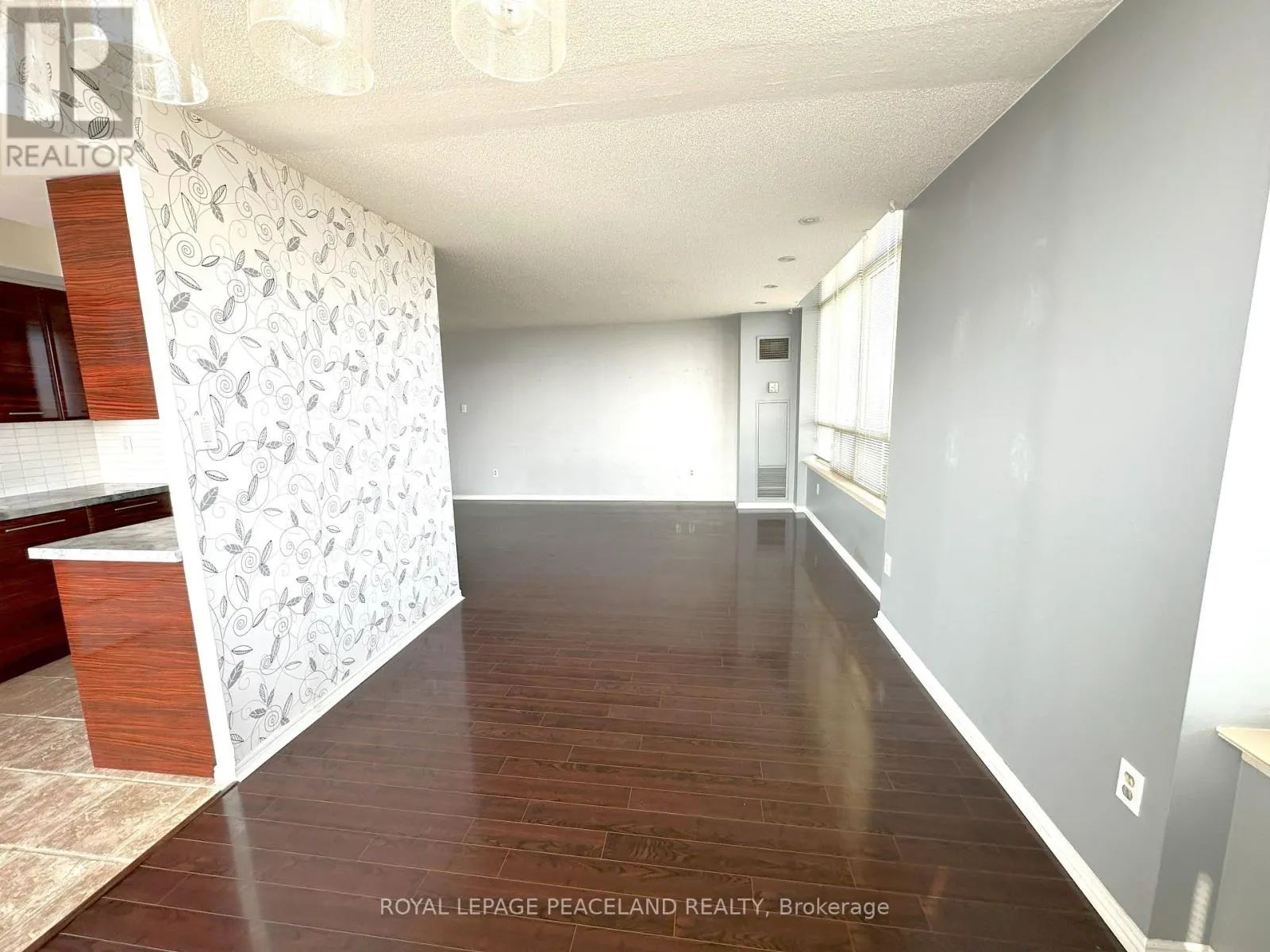 PH29 - 3 GREYSTONE WALK DRIVE