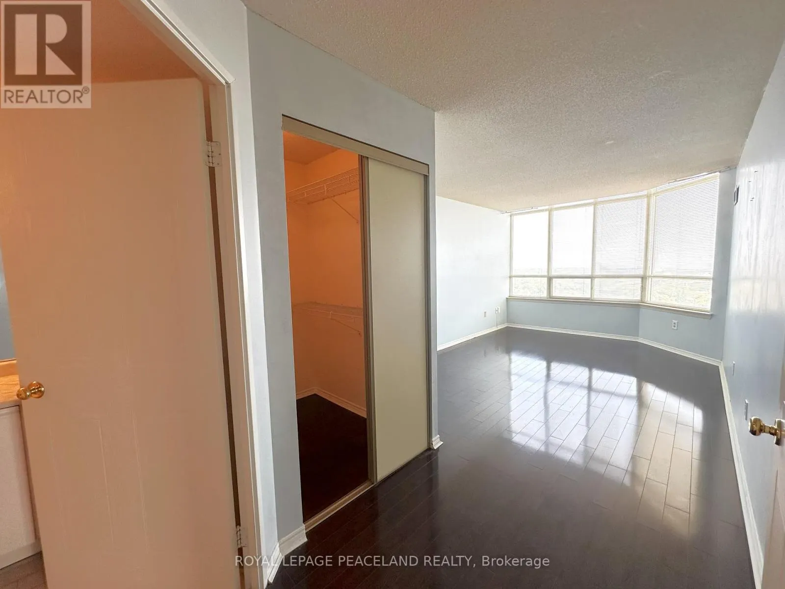 PH29 - 3 GREYSTONE WALK DRIVE