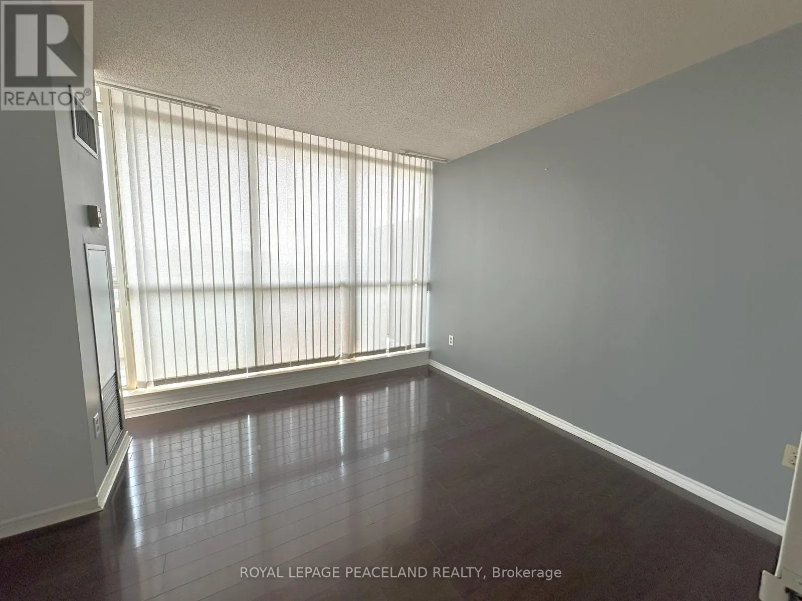 PH29 - 3 GREYSTONE WALK DRIVE