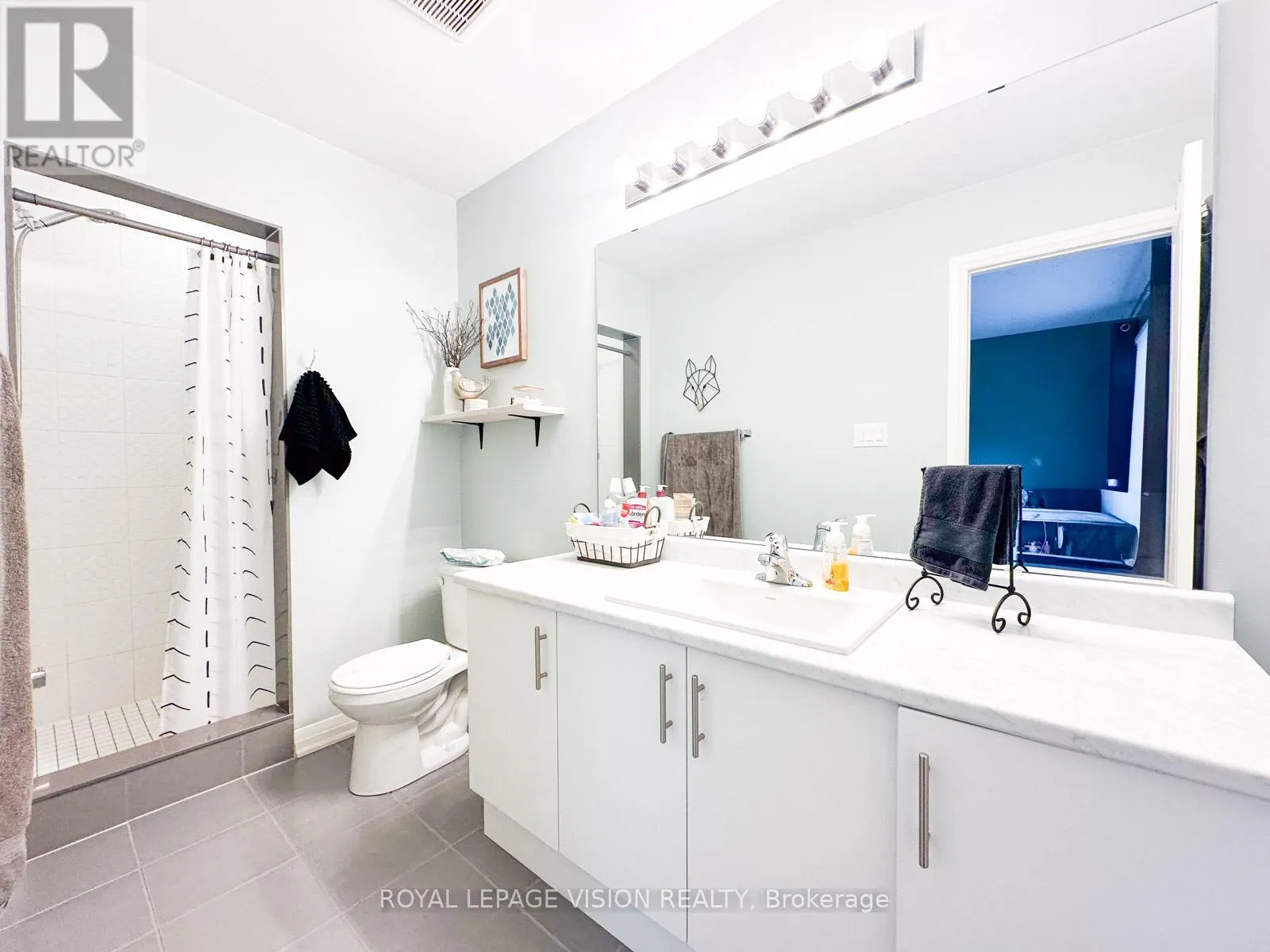 74 CASPIAN SQUARE DRIVE
