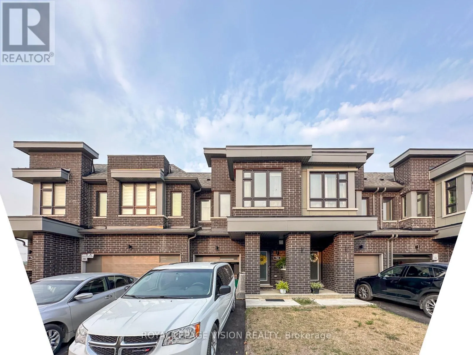 74 CASPIAN SQUARE DRIVE