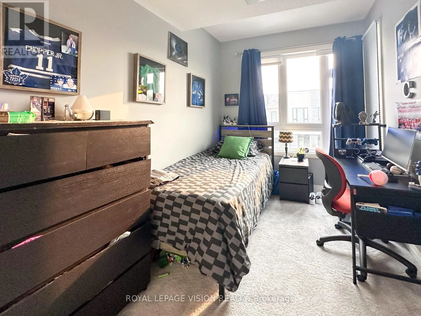 74 CASPIAN SQUARE DRIVE