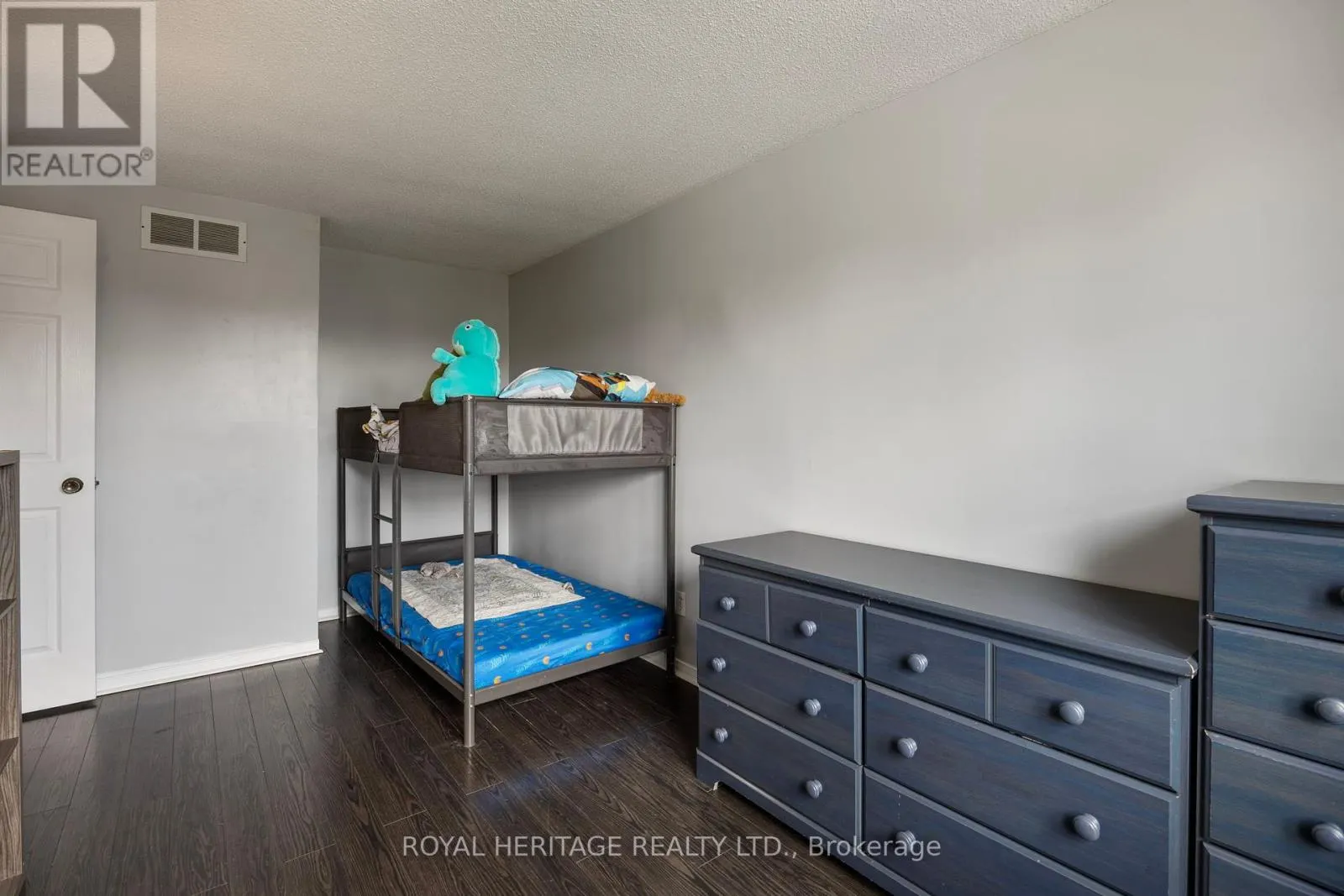 1471 CONNERY CRESCENT
