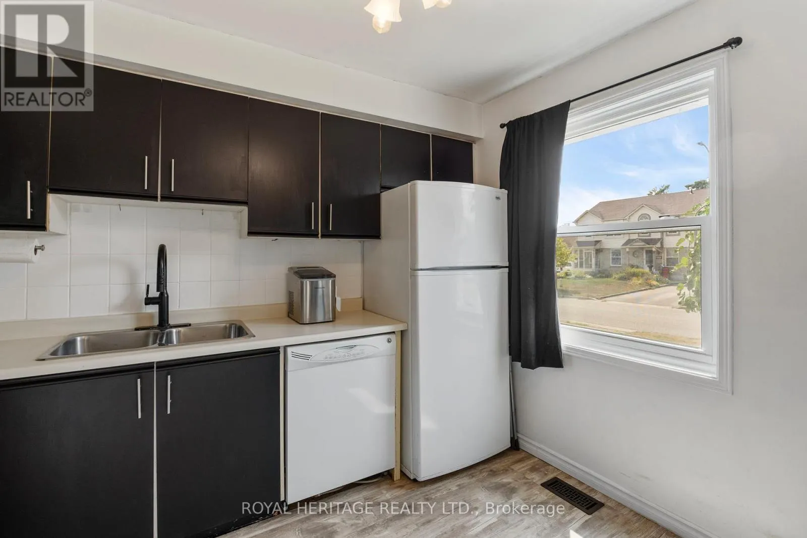 1471 CONNERY CRESCENT