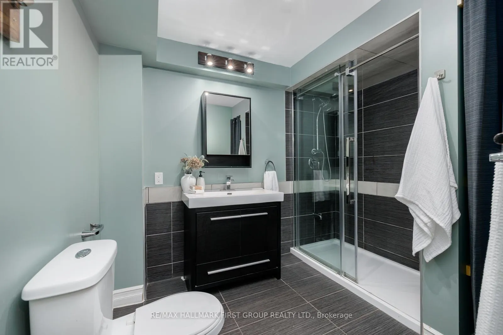 23 SIDNEY RUNDLE AVENUE