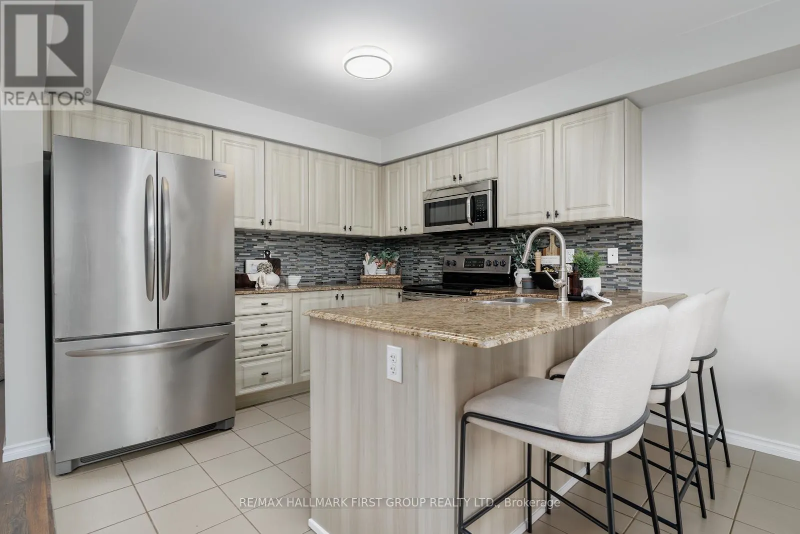 23 SIDNEY RUNDLE AVENUE