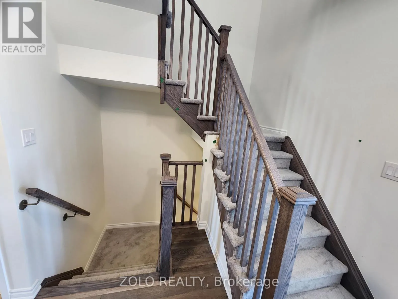 112 - 1081 DANFORTH ROAD