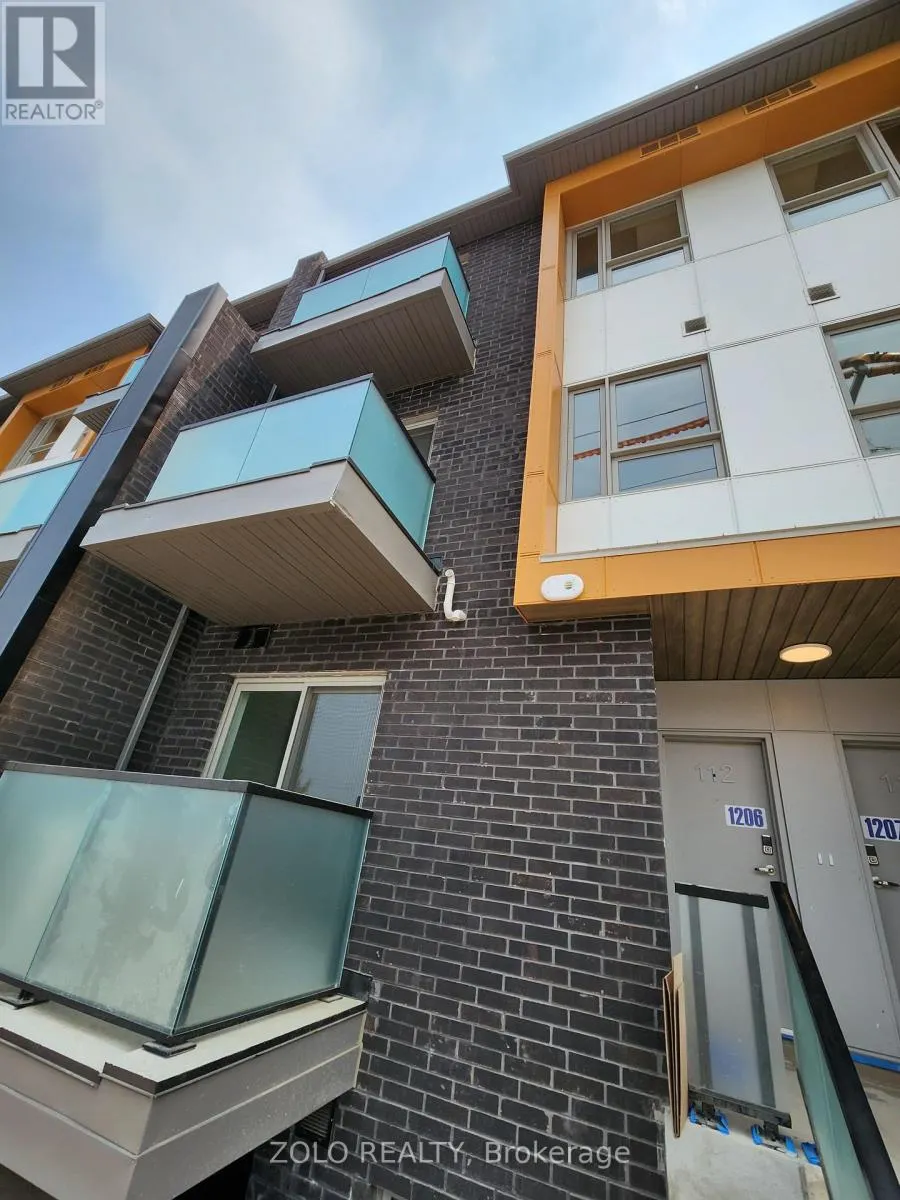 112 - 1081 DANFORTH ROAD