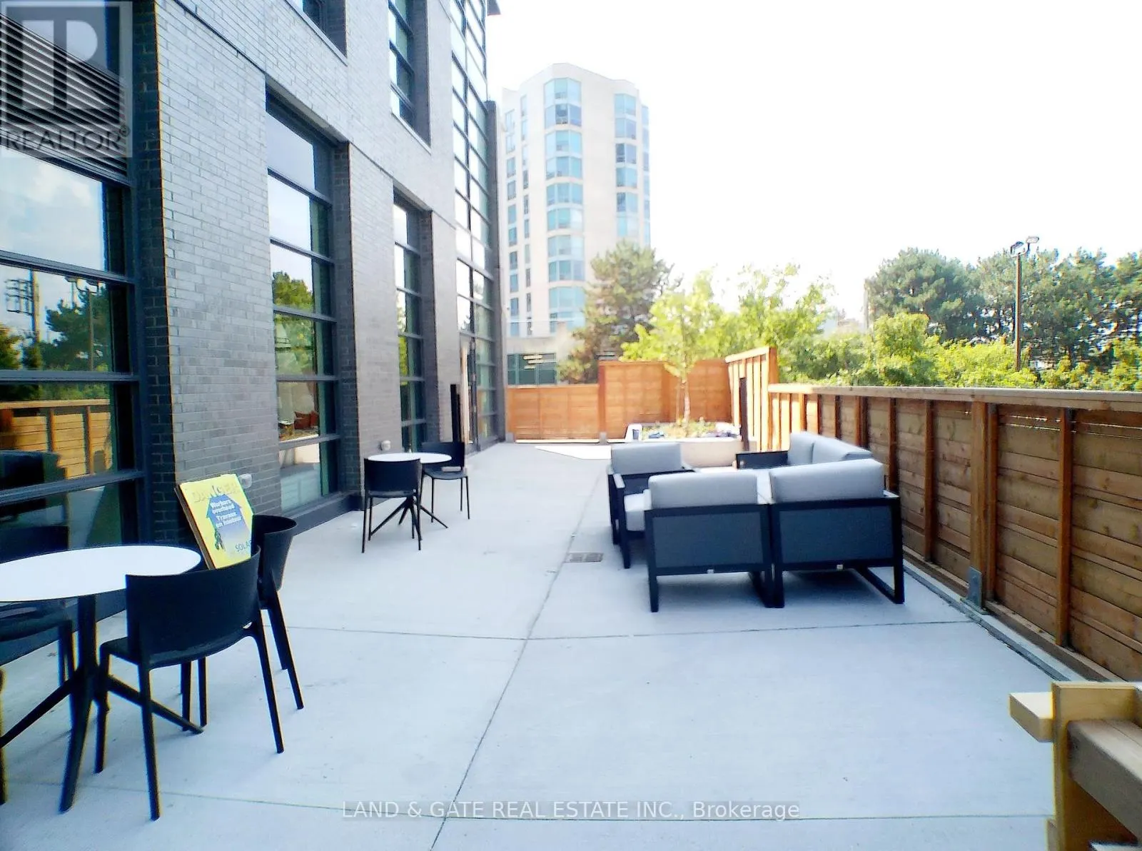 705A - 1606 CHARLES STREET, #705A