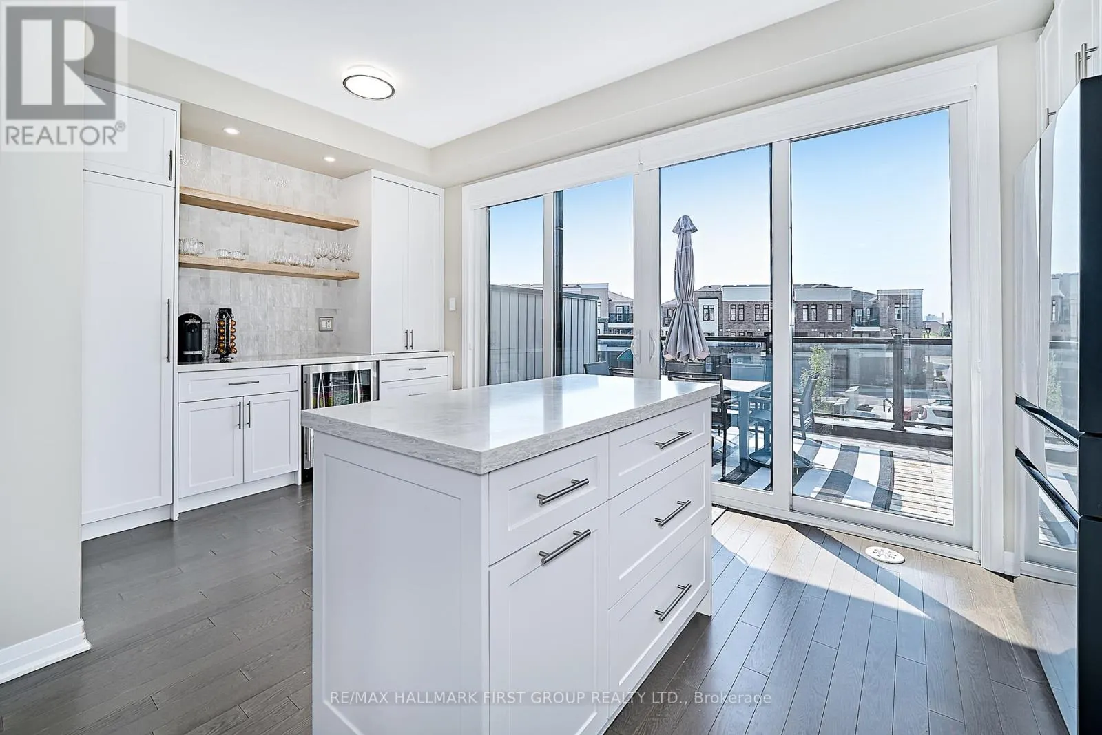 1 CLARINGTON BOULEVARD