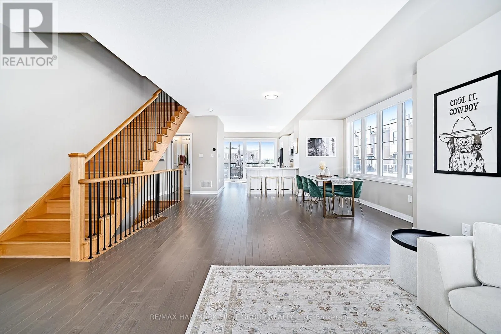 1 CLARINGTON BOULEVARD
