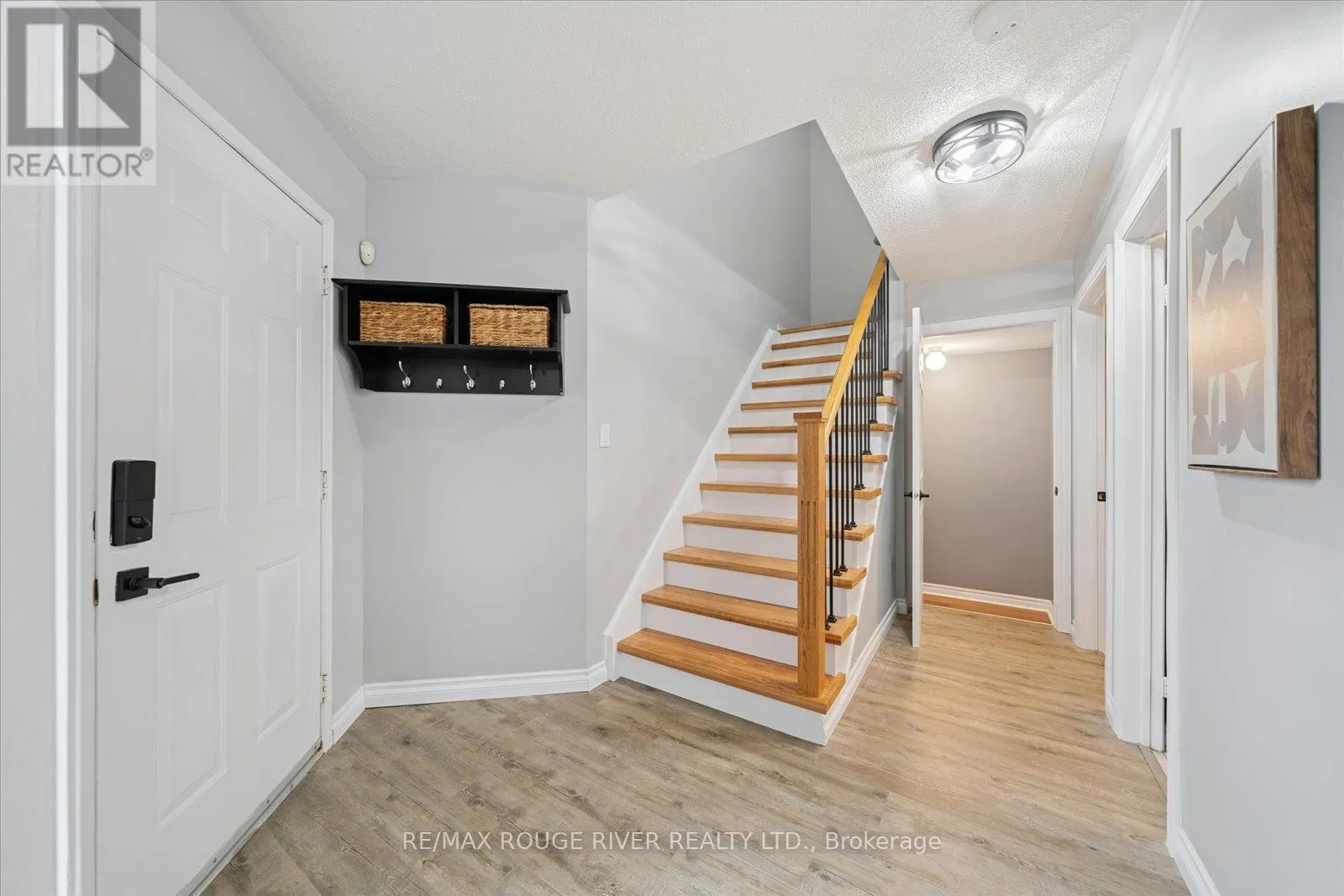 53 ERIC CLARKE DRIVE