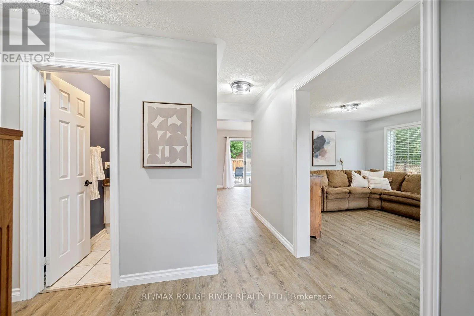53 ERIC CLARKE DRIVE