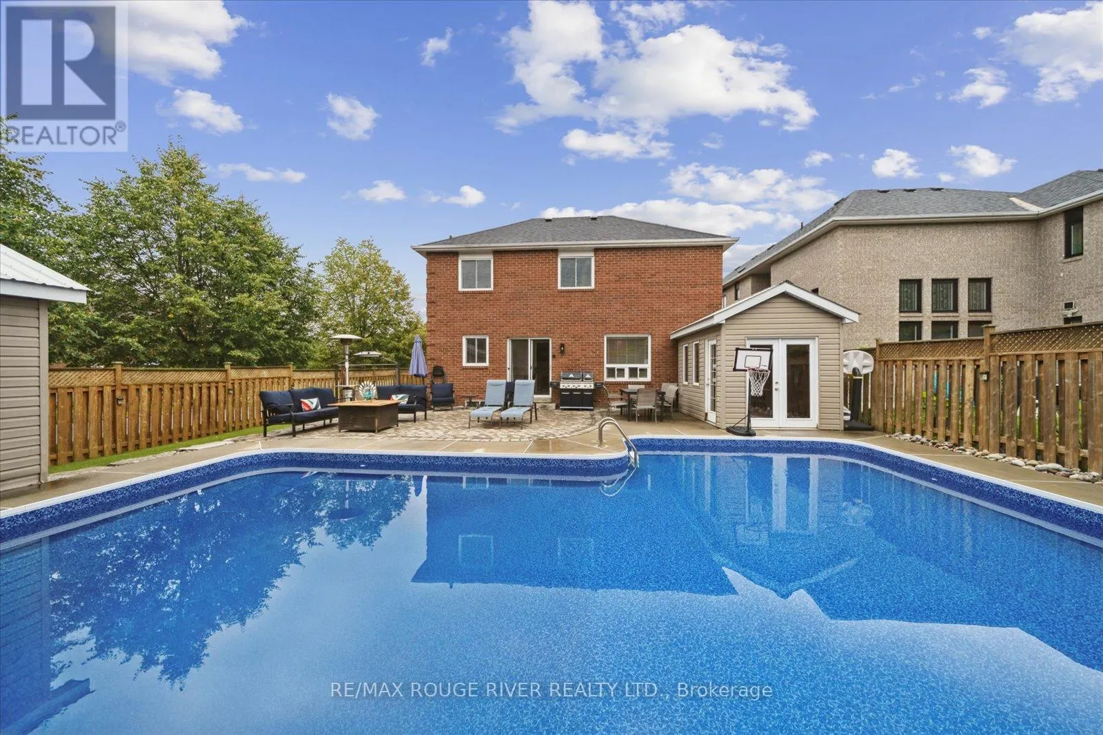 53 ERIC CLARKE DRIVE