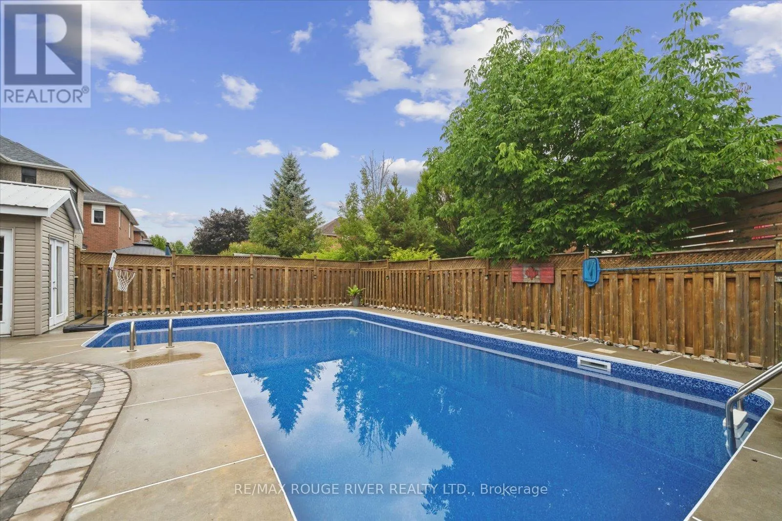 53 ERIC CLARKE DRIVE