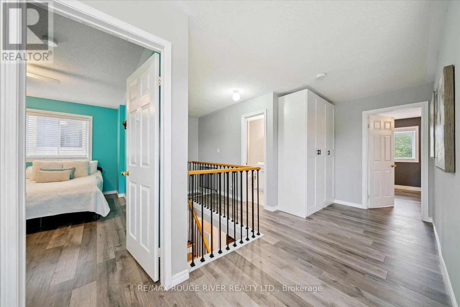 53 ERIC CLARKE DRIVE
