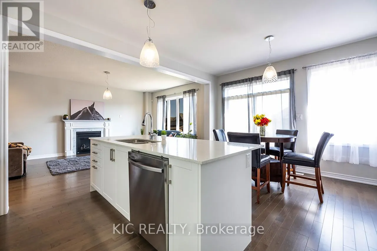 135 WOOLACOTT LANE