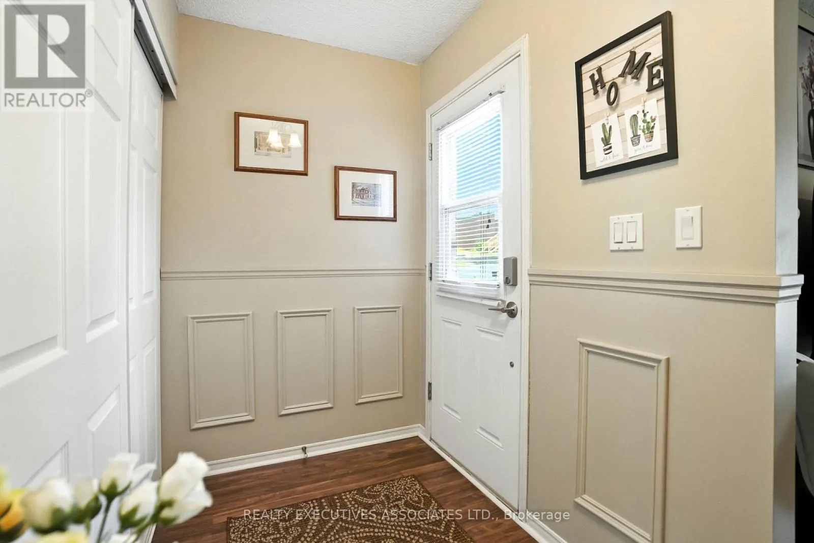 77B QUEEN STREET